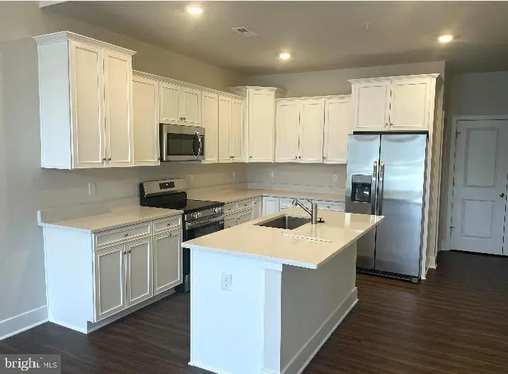 10584 Great Basin Pl, White Plains, MD 20695 - #2