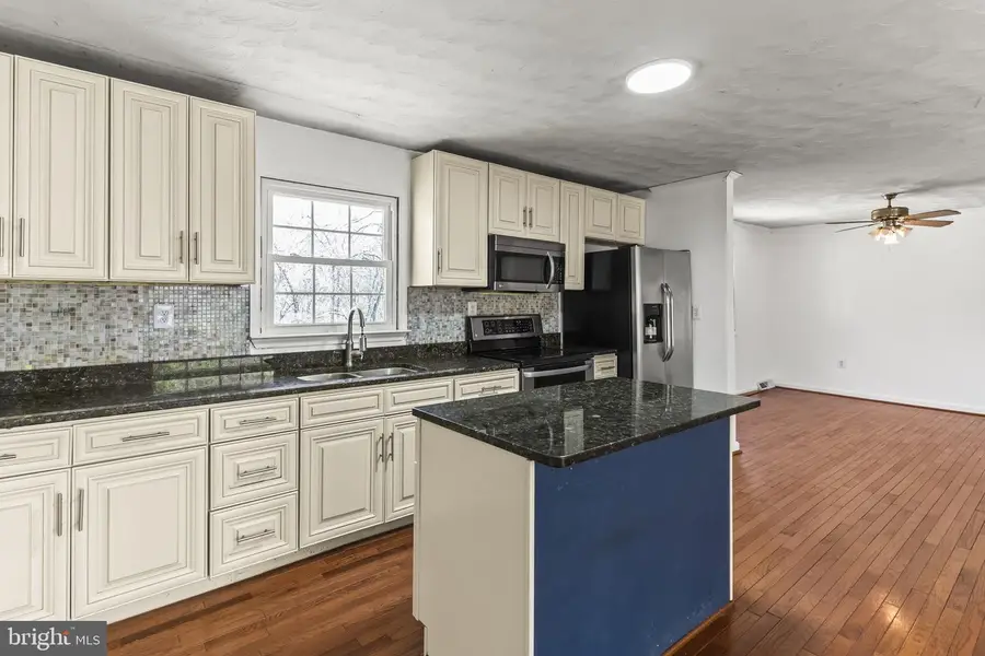 8400 Warren Dr, Pomfret, MD 20675 - #2