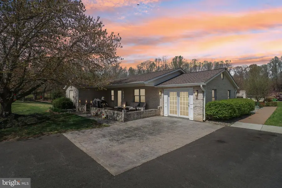 16970 Teagues Point Rd, Hughesville, MD 20637 - #2