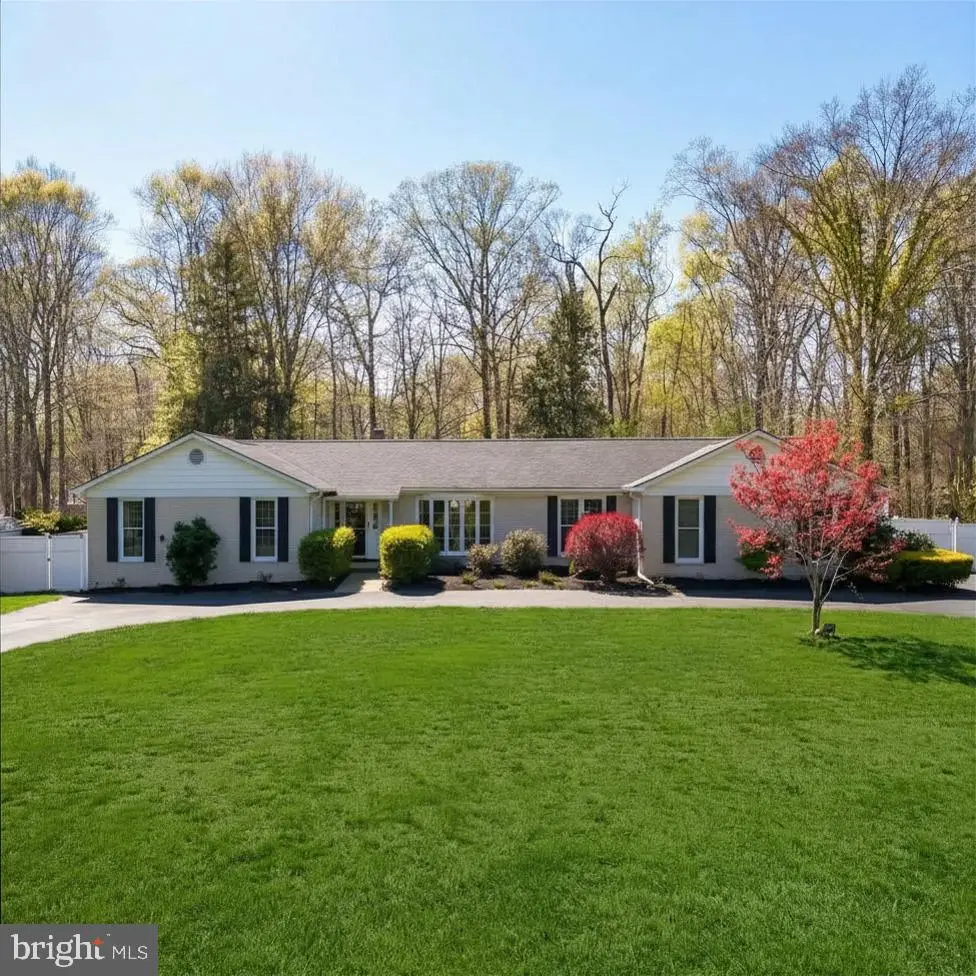 9212 Mimosa Dr, La Plata, MD 20646 - #1