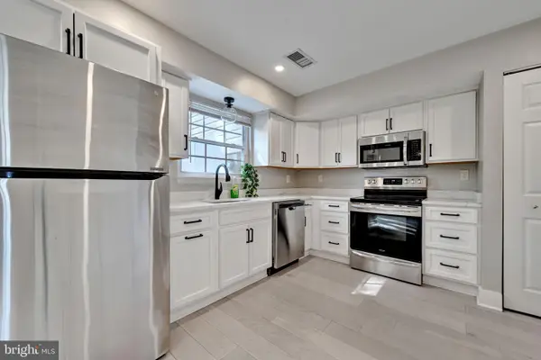 2581 Robinson Pl, WALDORF, MD 20602