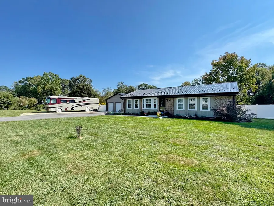 7406 Robin Rd, La Plata, MD 20646 - #3