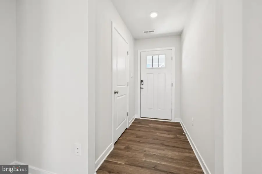 285 Long Branch Ln, La Plata, MD 20646 - #2