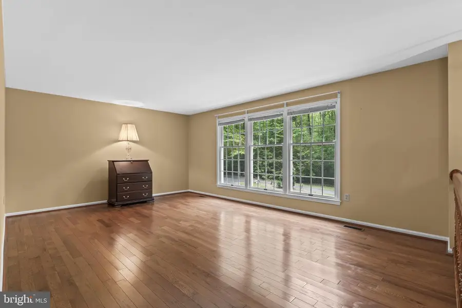 16055 Woodlark Dr, Brandywine, MD 20613 - #2