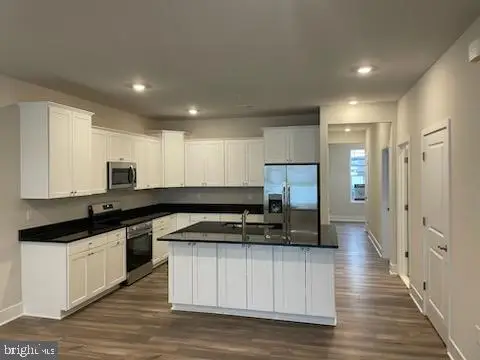 10597 Great Basin Pl, White Plains, MD 20695 - #2