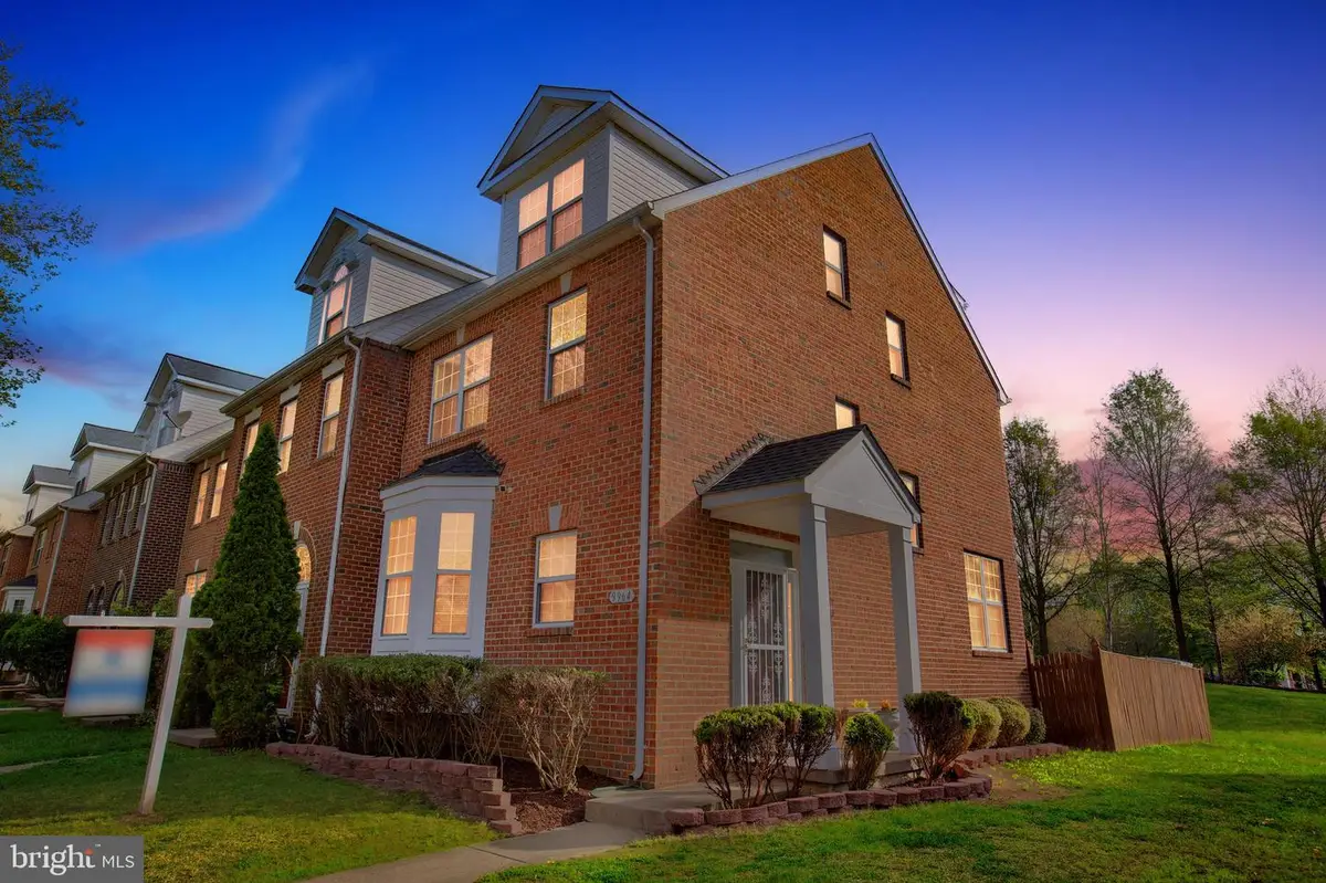 9964 Morristown Pl, Waldorf, MD 20603 - #1