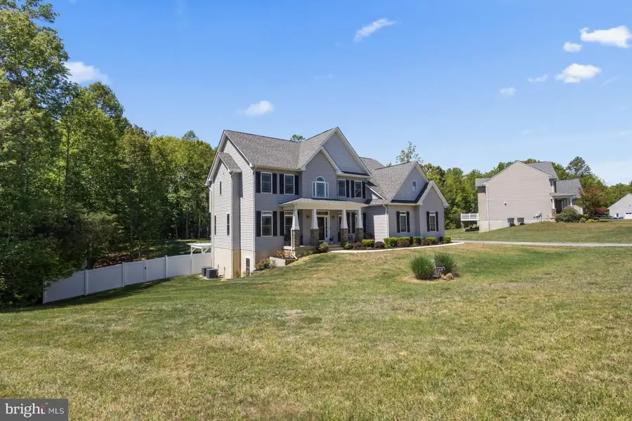 12371 Belle Pl, Hughesville, MD 20637 - #2