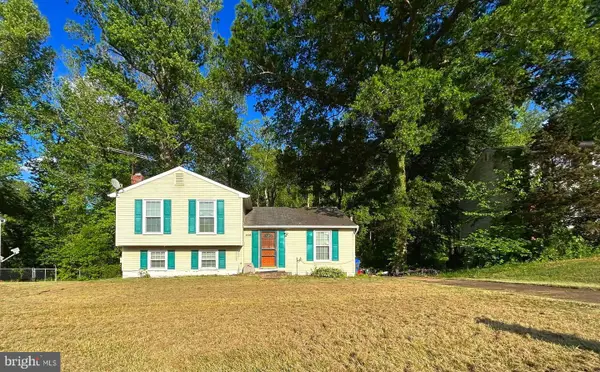 2228 Bridle Path Dr, WALDORF, MD 20601