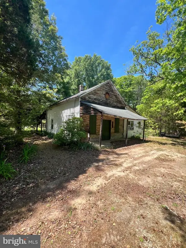 11495 A Maryland Point Rd, NANJEMOY, MD 20662