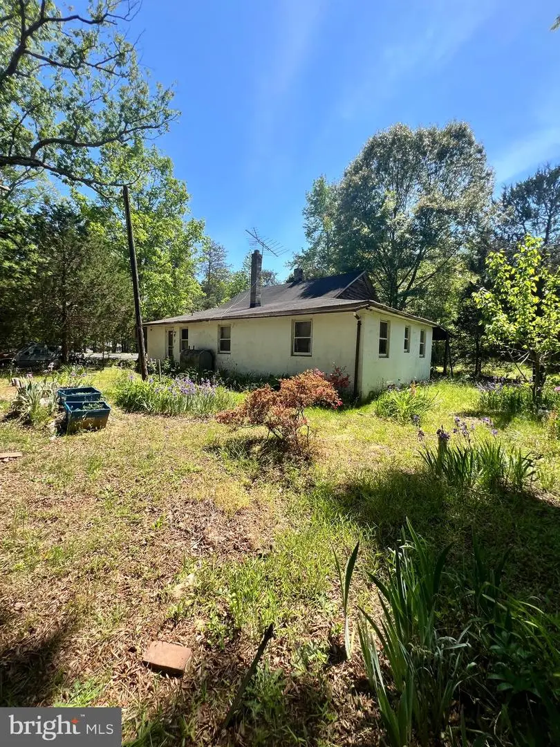 11495 A Maryland Point Rd, Nanjemoy, MD 20662 - #3