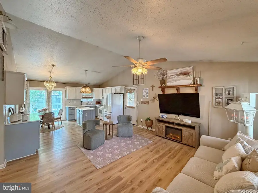 16842 Atkinson Rd, Cobb Island, MD 20625 - #3