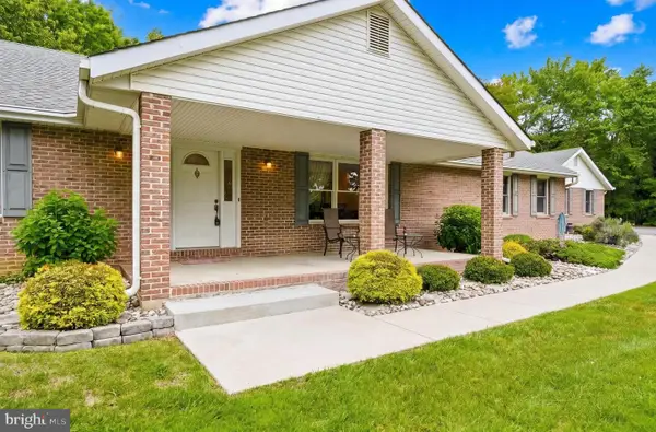 11600 Farm Dr, LA PLATA, MD 20646