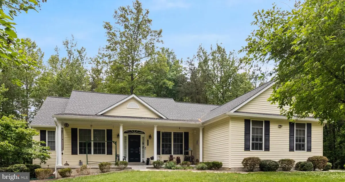 16447 Swans Rest Pl, Hughesville, MD 20637 - #1