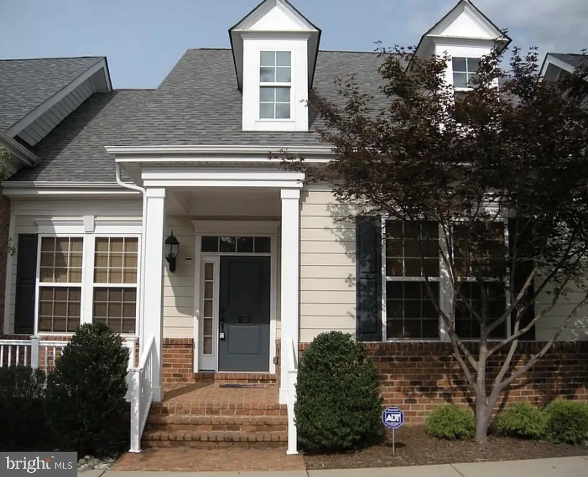 10 Steeplechase Dr, La Plata, MD 20646 - #1