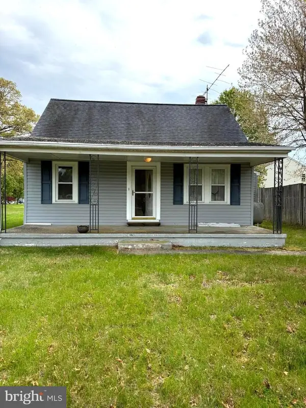 10475 Berry Rd, WALDORF, MD 20603