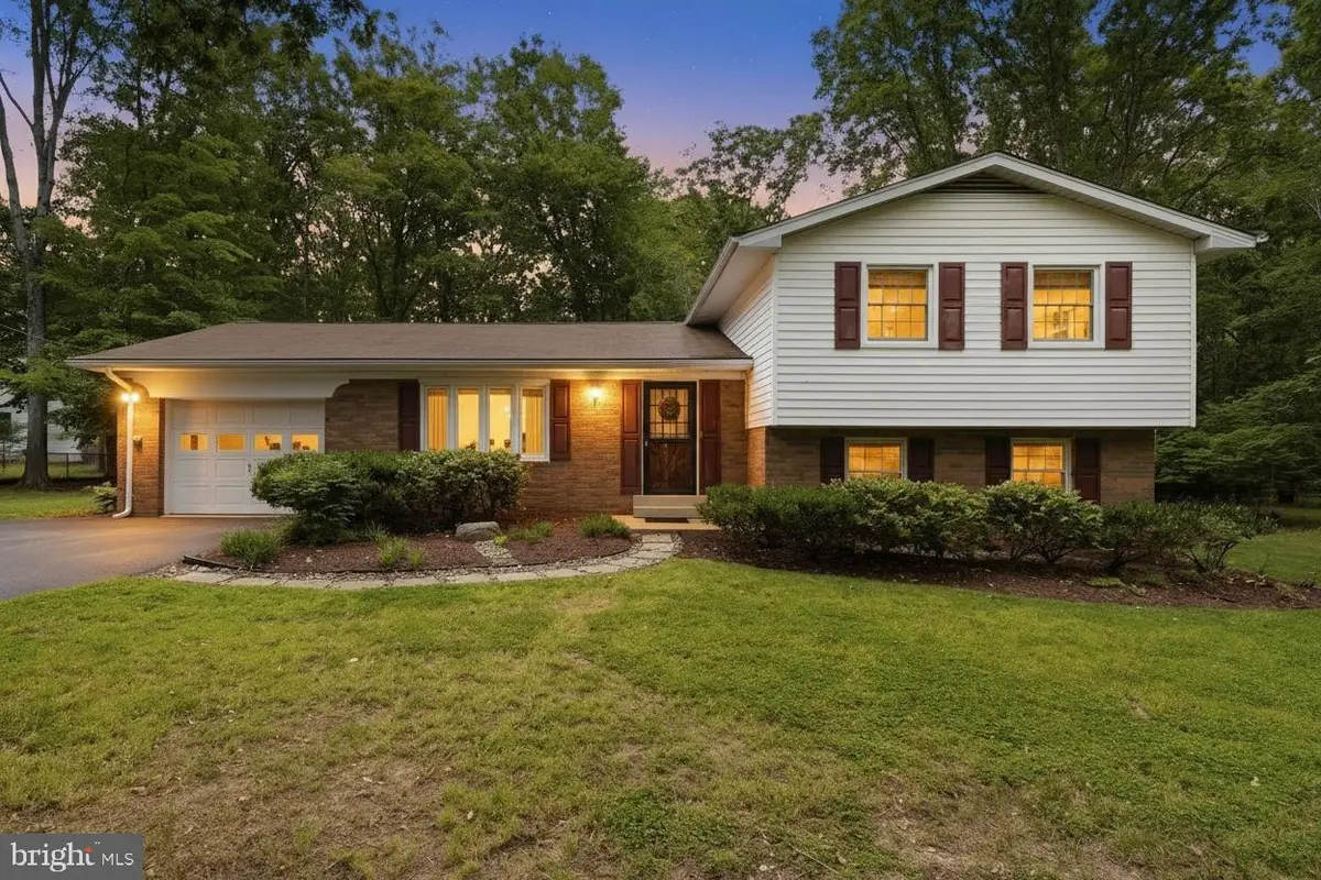 9618 Randall Dr, White Plains, MD 20695 - #1