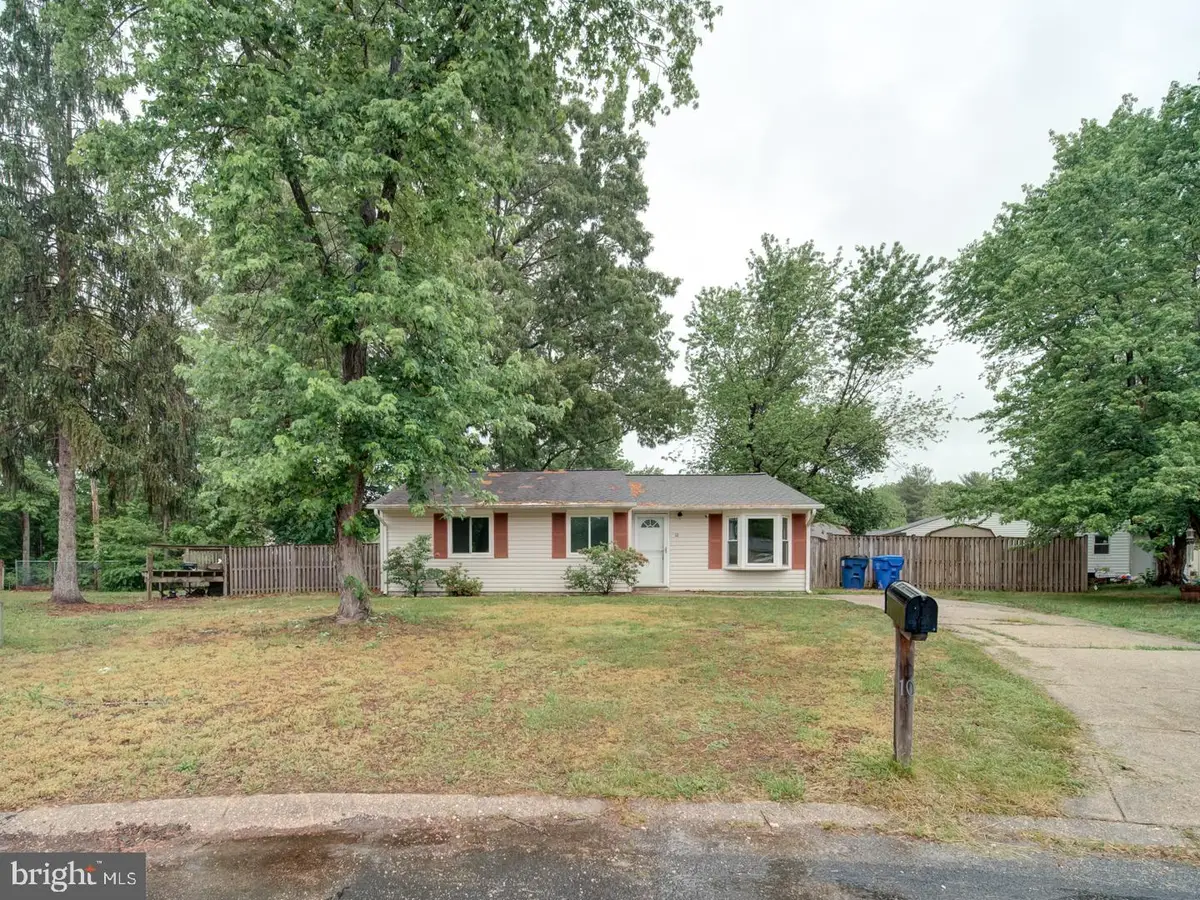 10 Bexhill Ct, Waldorf, MD 20602 - #1