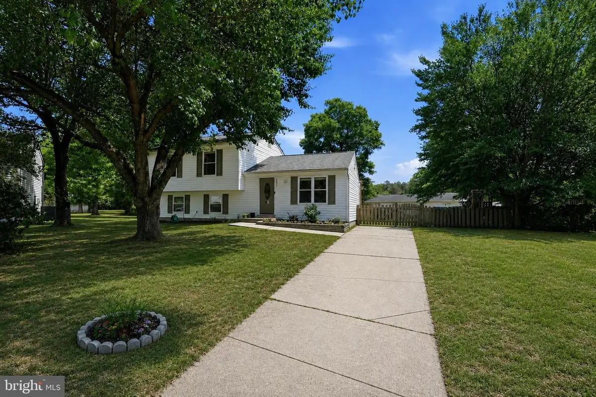 4600 Taylor Ct, Waldorf, MD 20602 - #1