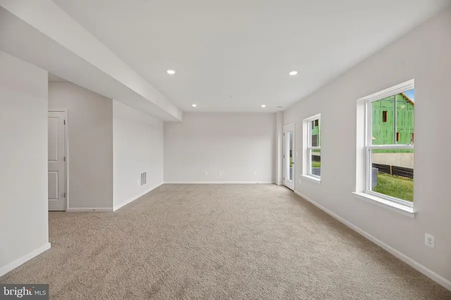 9808 Stonehaven Ct, Waldorf, MD 20601 - #2