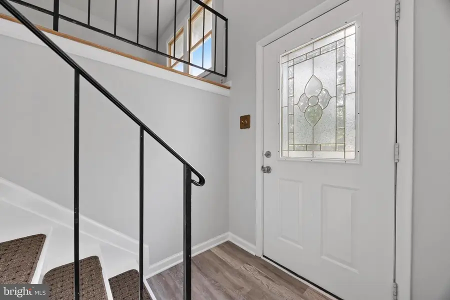 817 Belfast Rd, Waldorf, MD 20602 - #2