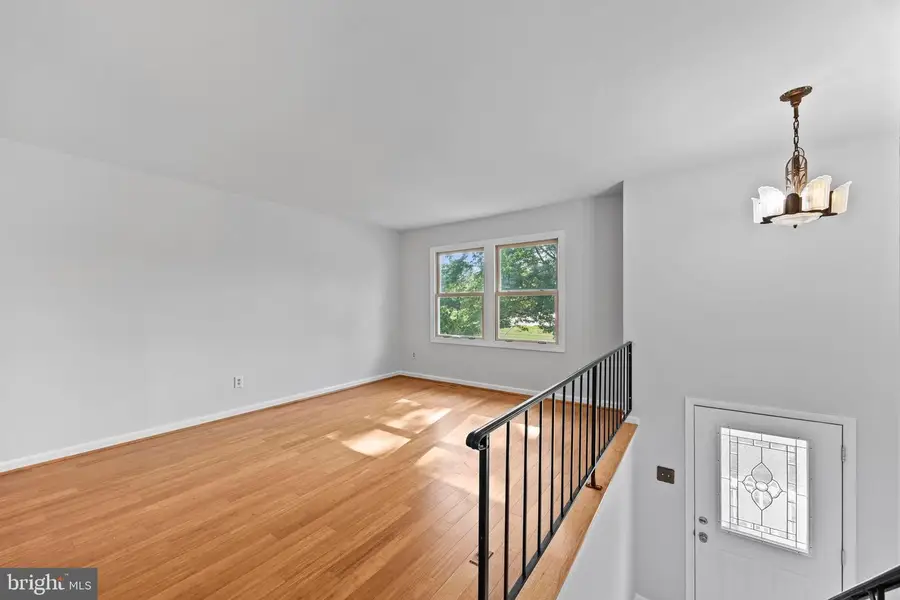 817 Belfast Rd, Waldorf, MD 20602 - #3