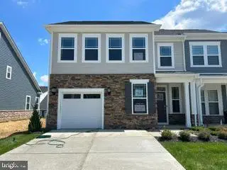 10592 Great Basin Pl, White Plains, MD 20695 - #1