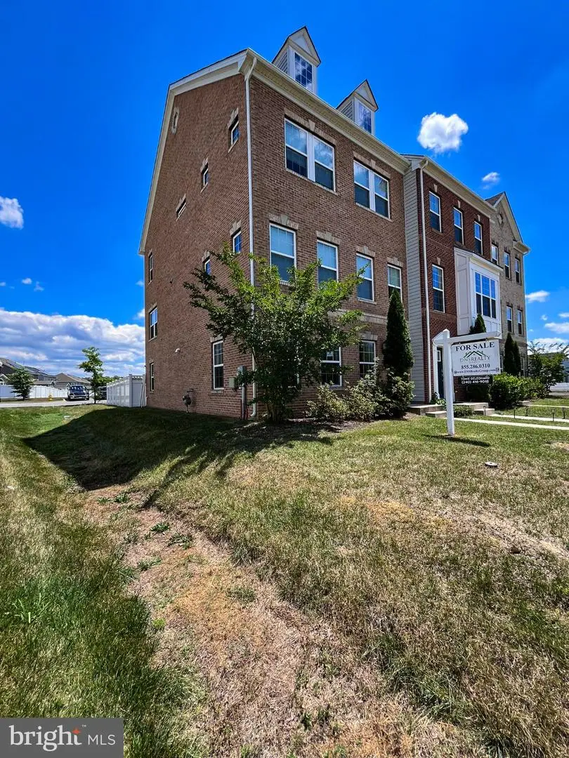 11240 Saint Luke Dr, White Plains, MD 20695 - #3