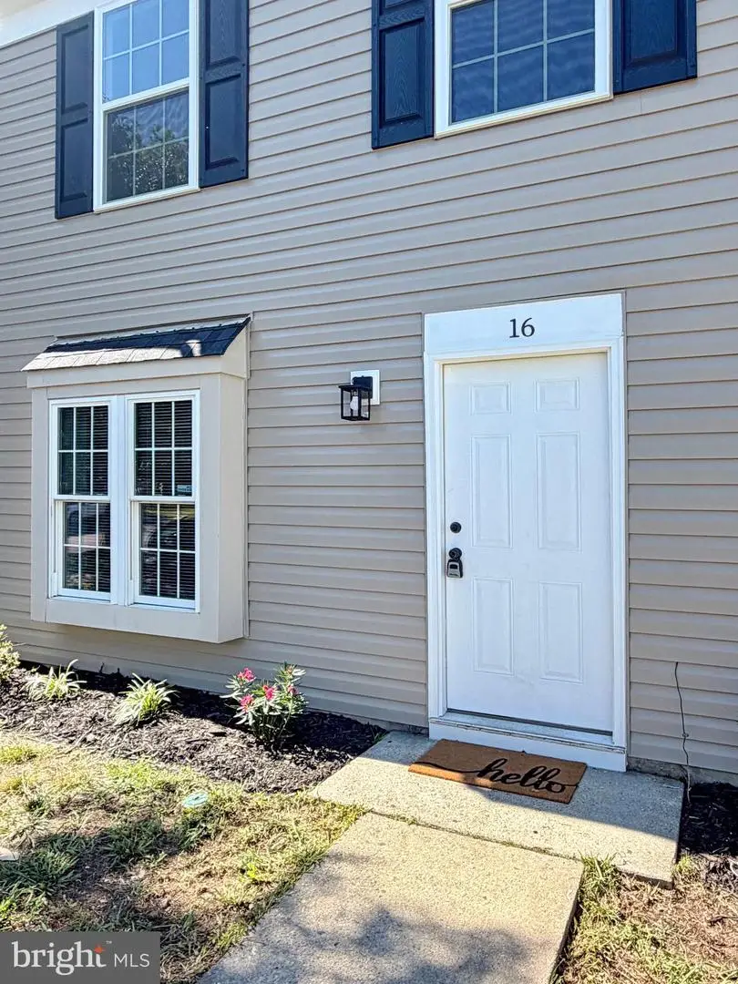 16 Chinaberry Ln, Indian Head, MD 20640 - #1