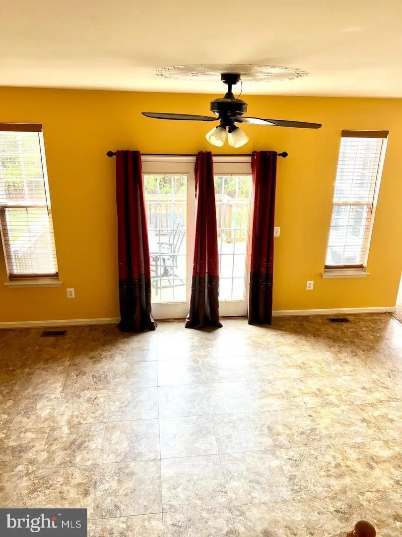 10017 Wamsley Ct, White Plains, MD 20695 - #3