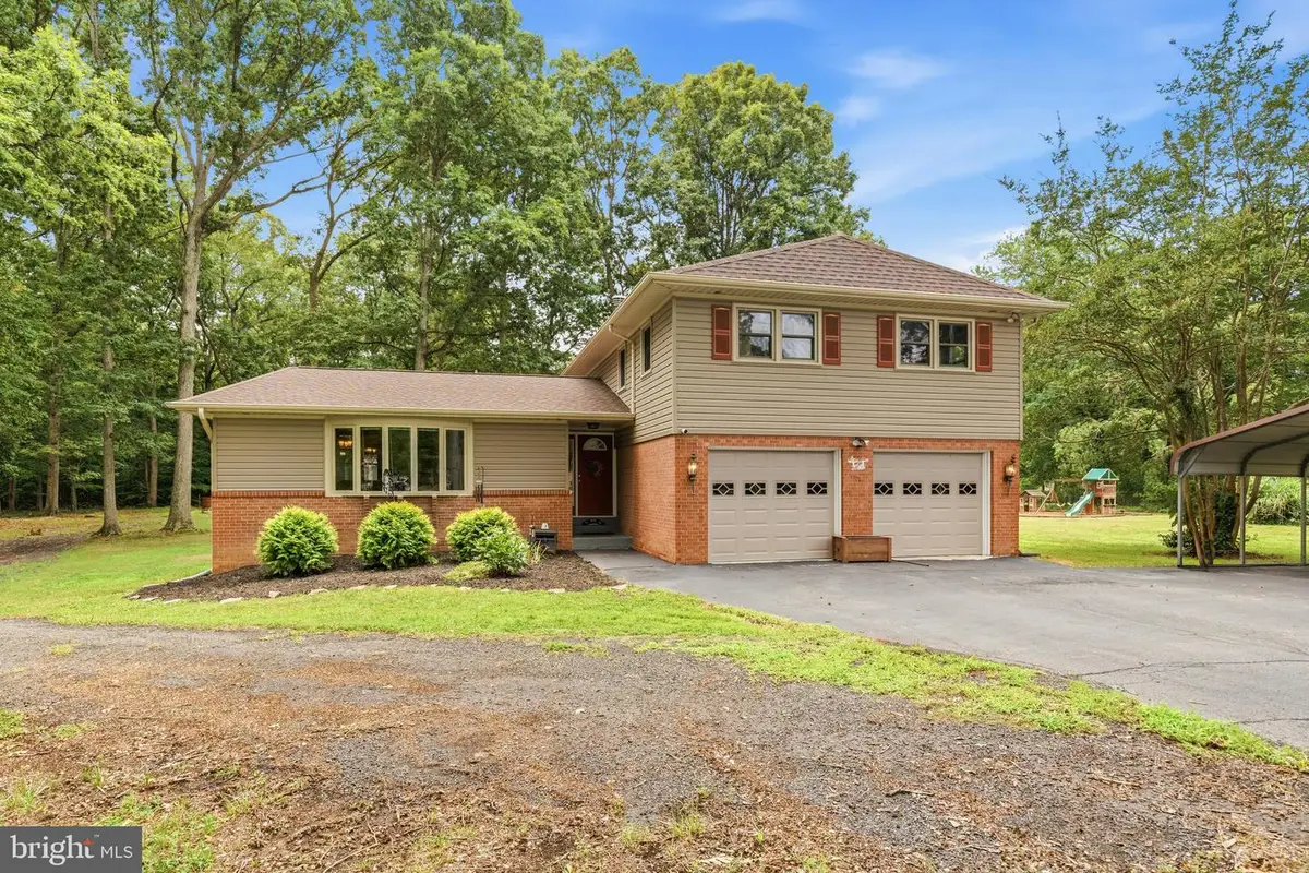 6675 Oakwood Cir, Indian Head, MD 20640 - #1