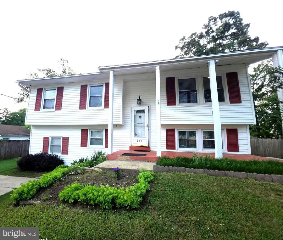 910 Mciver Dr, Waldorf, MD 20602 - #3