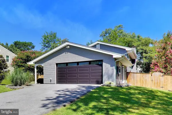 2709 Pinewood Dr, WALDORF, MD 20601