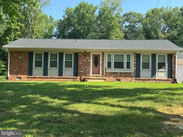 7445 Robin Rd, LA PLATA, MD 20646