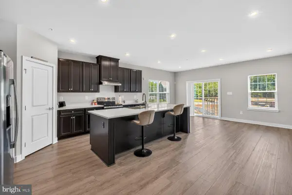 9210 Murdstone Ln, WALDORF, MD 20603