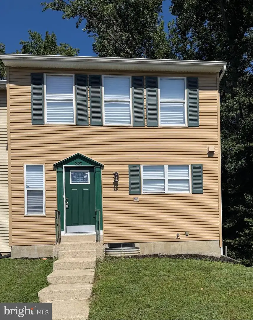 327 Woodside Pl, Waldorf, MD 20601 - #1