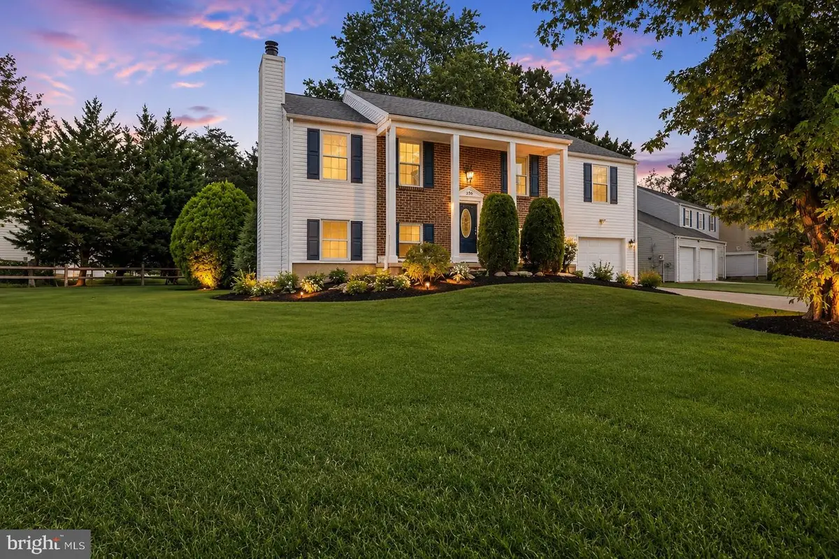 2570 Sussex Ct, Waldorf, MD 20602 - #1