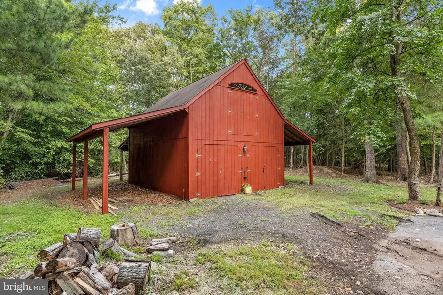 13565 Meadow Ct, Hughesville, MD 20637 - #2