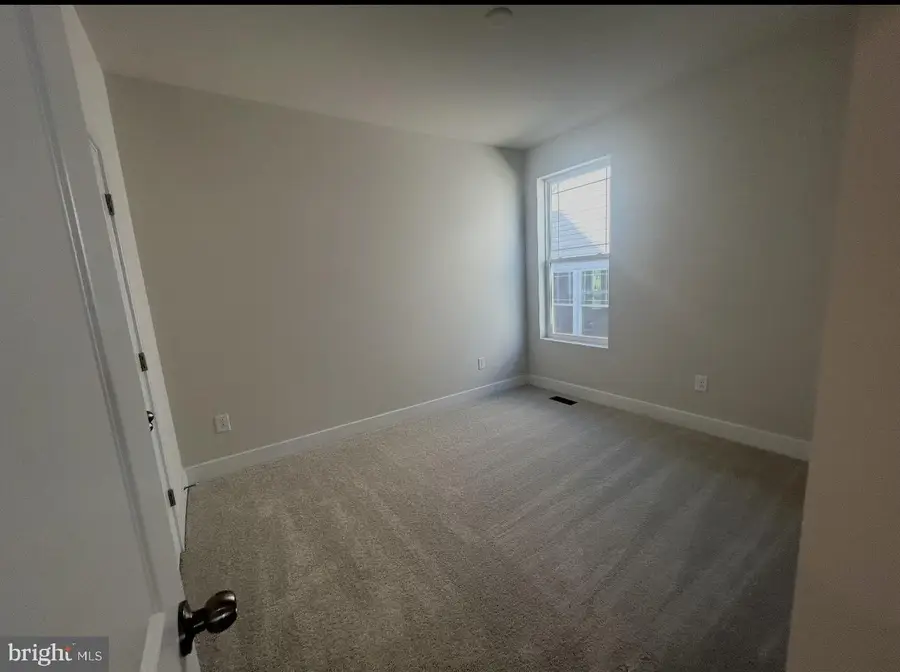 10346 Yosemite St, White Plains, MD 20695 - #3