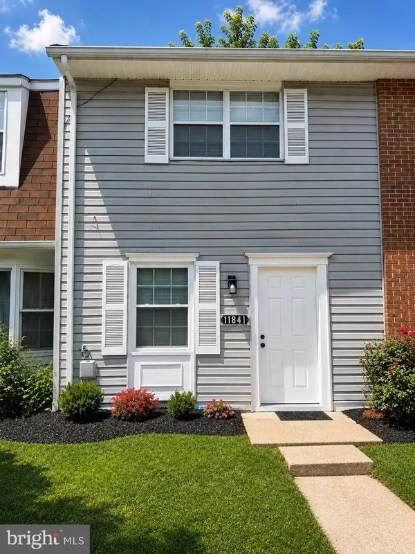 11841 Oak Manor Dr #39, WALDORF, MD 20601