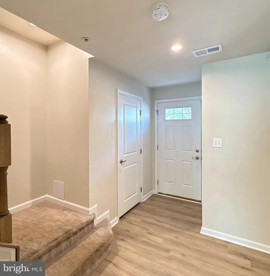 142 Seldovia Dr, Indian Head, MD 20640 - #2