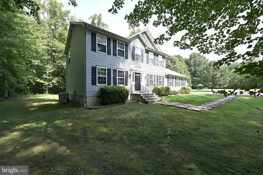 5586 Mcbride Pl, Hughesville, MD 20637 - #3