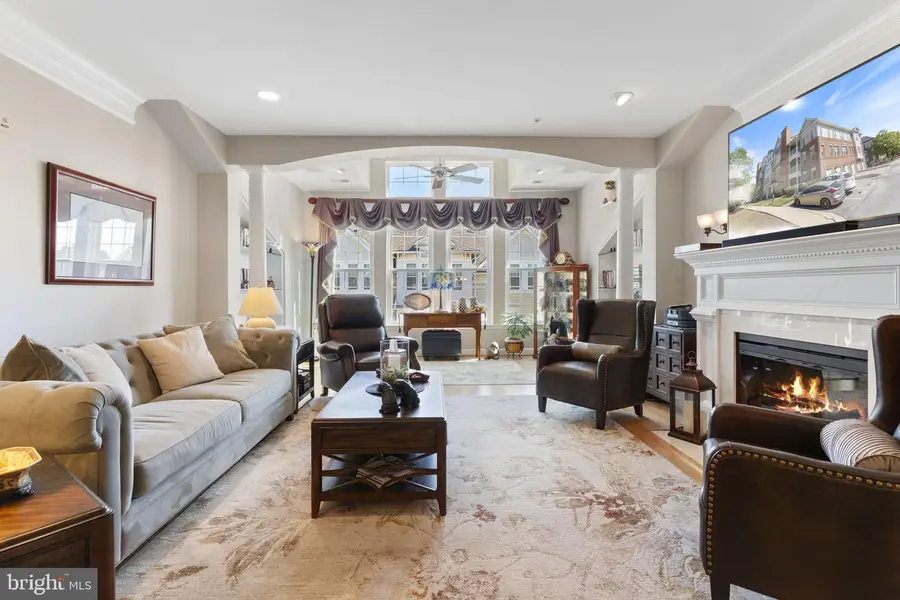 100 Edelen Station Pl #401, La Plata, MD 20646 - #2