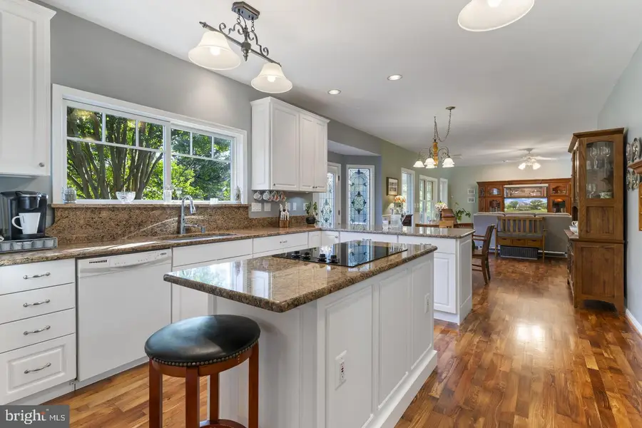 7975 Billingsley Rd, White Plains, MD 20695 - #2