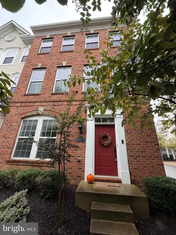 29 Steeplechase Dr, LA PLATA, MD 20646
