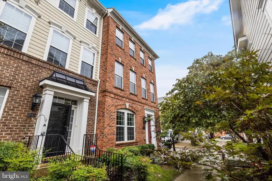 29 Steeplechase Dr, La Plata, MD 20646 - #2