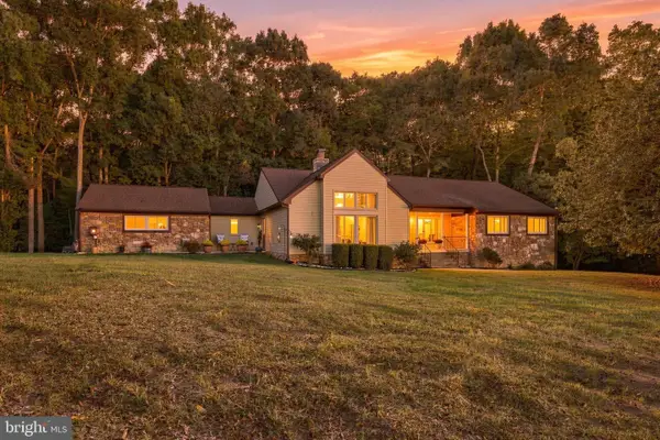 8995 Hillary Ct, LA PLATA, MD 20646