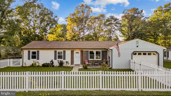404 Linden Ln, LA PLATA, MD 20646
