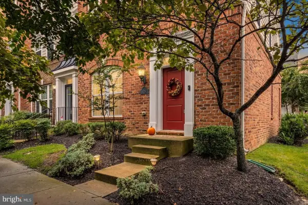 29 Steeplechase Dr, LA PLATA, MD 20646