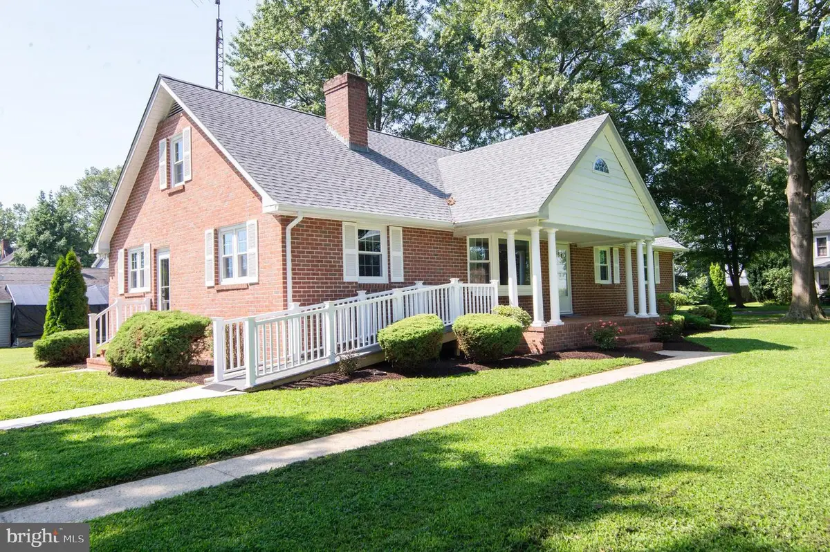 8 W Liberty St, Ridgely, MD 21660 - Image #1