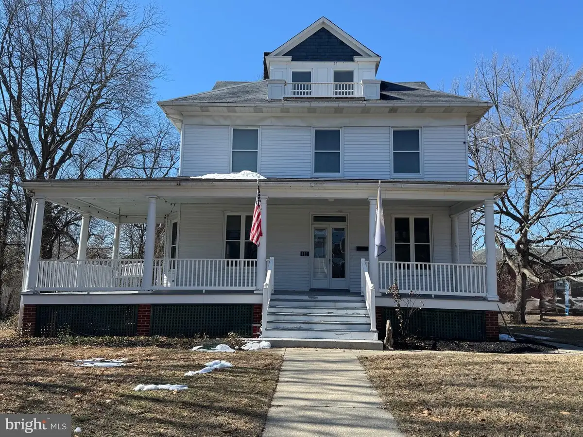 112 S 5th Ave, Denton, MD 21629 - #1